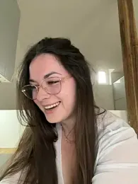 liloush__ webcam model stream image