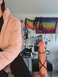 freyamoret webcam model stream image