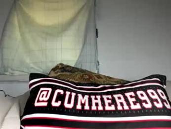 cumhere999 webcam model stream image