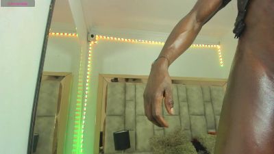 Titan_Moreno webcam model stream image