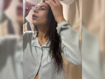 SweetSlice webcam bongacams model stream image