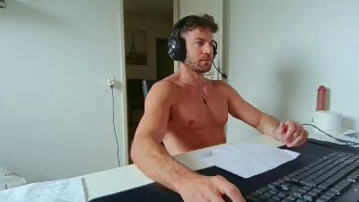ALPHA_HUNK webcam model stream image