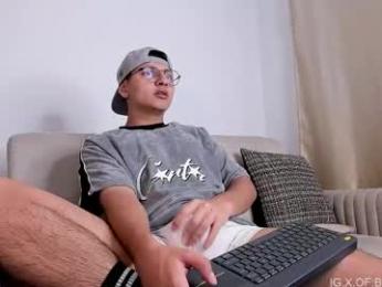 a_lejandro_0_8 webcam model stream image