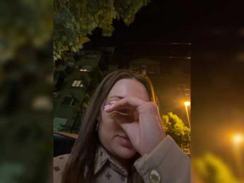 seily webcam model stream image