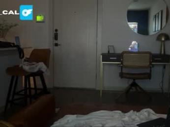 king_cal_ webcam model stream image