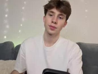 cute_brian webcam model stream image