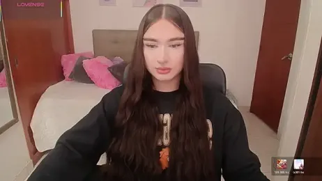 Miley_Baker webcam stripchat model stream image