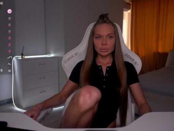 eVvushka webcam model stream image