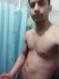 Camachito332 webcam model stream image