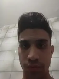 Camachito332 webcam model stream image