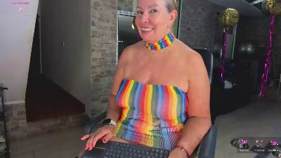 leonnela webcam model stream image