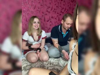 Queen-of-squirt webcam bongacams model stream image