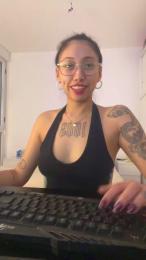 cristalzitaok1 webcam model stream image