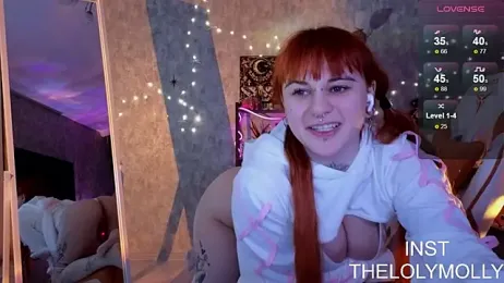 LolyMolli webcam model stream image
