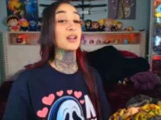 starryari69 webcam model stream image