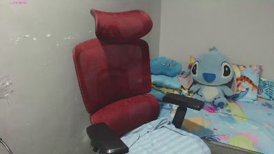 BubbleButtPinay webcam model stream image