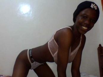 Sexxybellah6 webcam bongacams model stream image