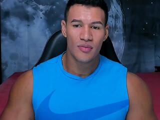 Cris Cruz webcam flirt4free model stream image