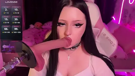 dollskill_ webcam model stream image