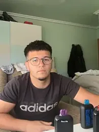 gorka_dom webcam model stream image