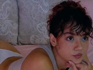 Lucia Saanvi webcam flirt4free model stream image