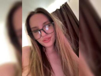 Cris_Mi webcam model stream image