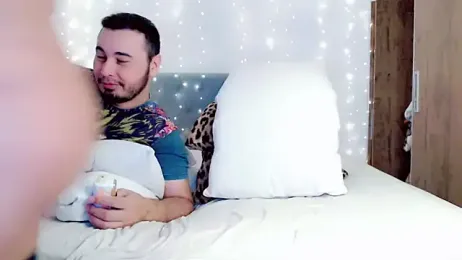 isahot22 webcam stripchat model stream image