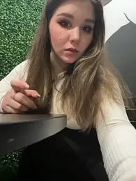 PumaShyXD webcam model stream image