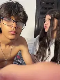 Haru_Ozk webcam model stream image