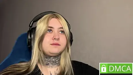 CuteUna webcam model stream image