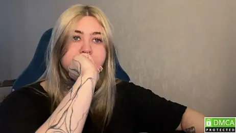 CuteUna webcam model stream image