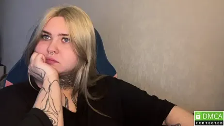 CuteUna webcam model stream image