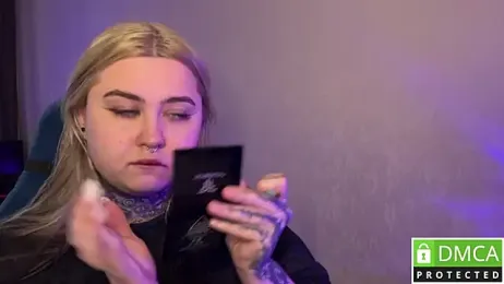 CuteUna webcam model stream image