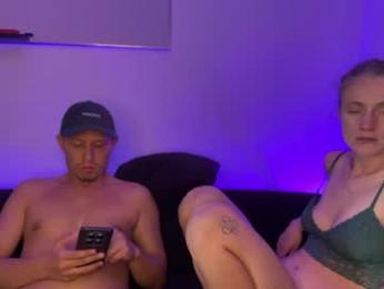 andyzuzka webcam model stream image