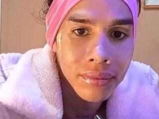 Helenlinda Bell webcam model stream image