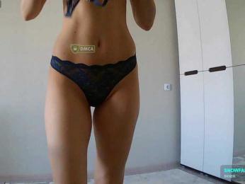 Y-A-N-A webcam bongacams model stream image