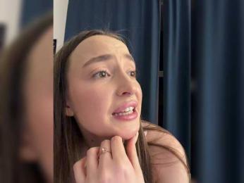 ChloeMeow webcam bongacams model stream image