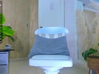 Riko Brown webcam model stream image