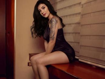 IvonnyCharm webcam livejasmin model stream image