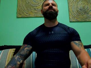 Xtream Leonard webcam model stream image