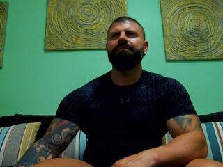 Xtream Leonard webcam model stream image