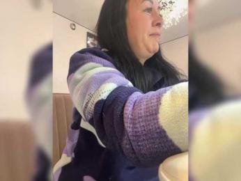 Karolina_Milf webcam model stream image