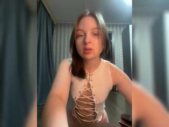 Feezkaaaa webcam model stream image