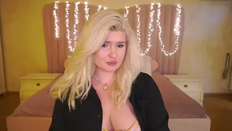 CocoSecretss webcam model stream image