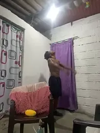 Larry-n-clouds webcam model stream image