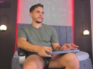 Liam Walker webcam model stream image