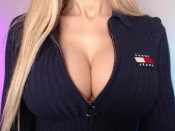 sweet_lil_thing webcam model stream image