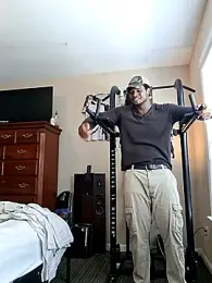 KeYBuMp323 webcam model stream image