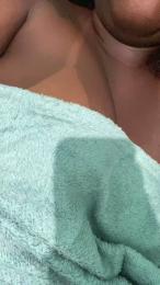 Pretinhaaablack webcam model stream image