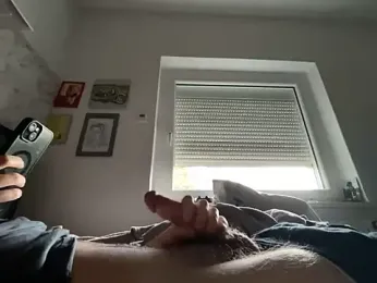 xmilolivex webcam model stream image